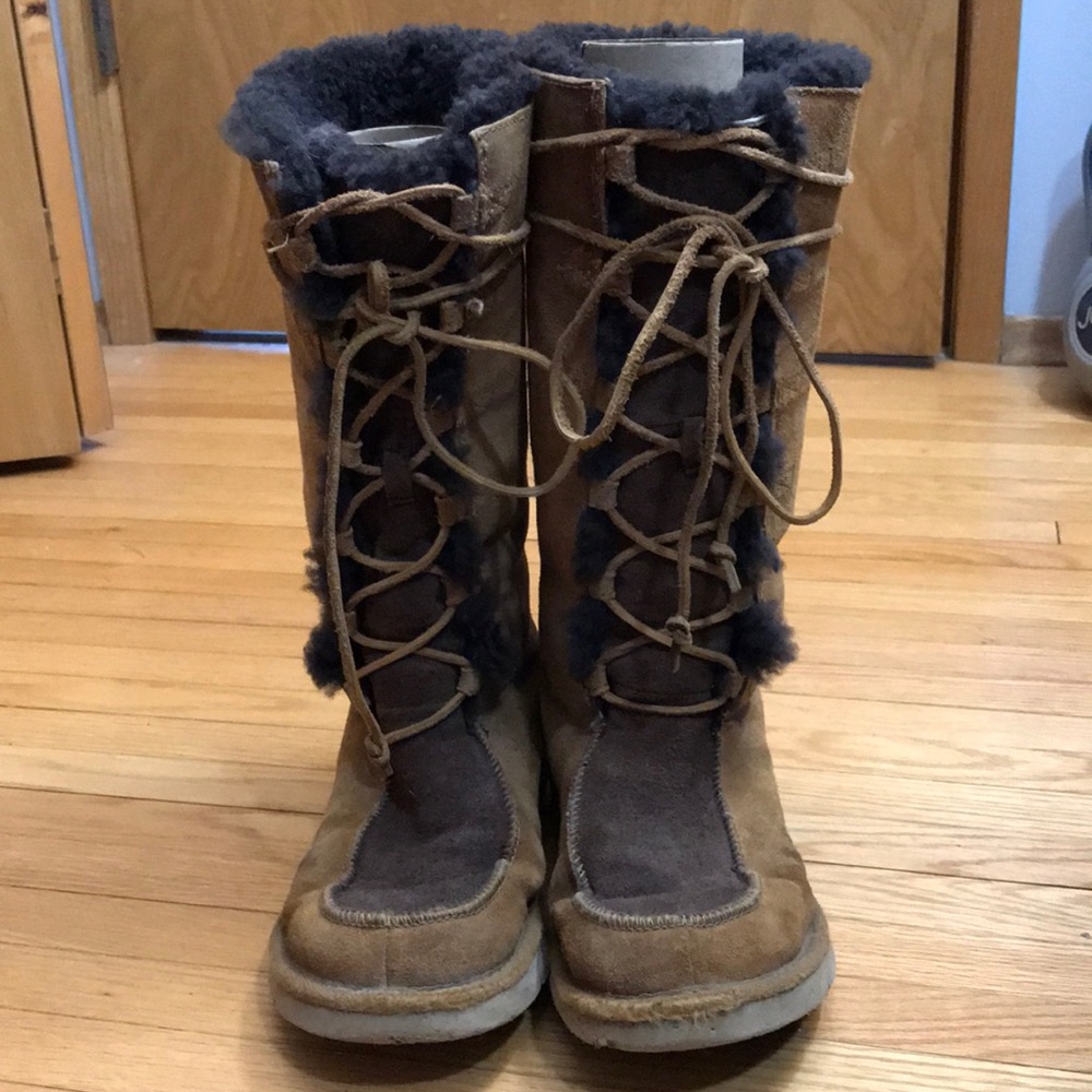 UGG Australia WHITLEY Tall Lace Up Sheepskin Boot